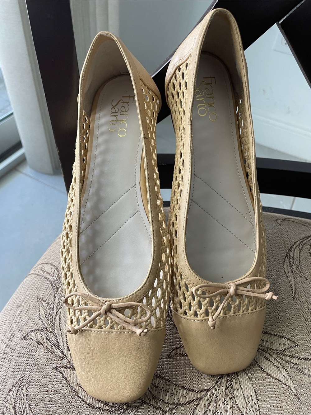 Franco Sarto Woven Tan Ballet Flats with Bow. Nordstrom pallet Return.